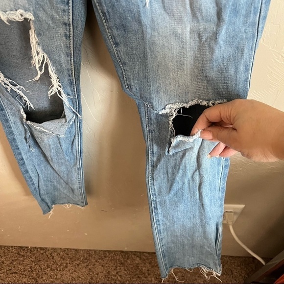 YMI High Rise Ankle Dream Fit Distressed Denim Jeans - Picture 4 of 10